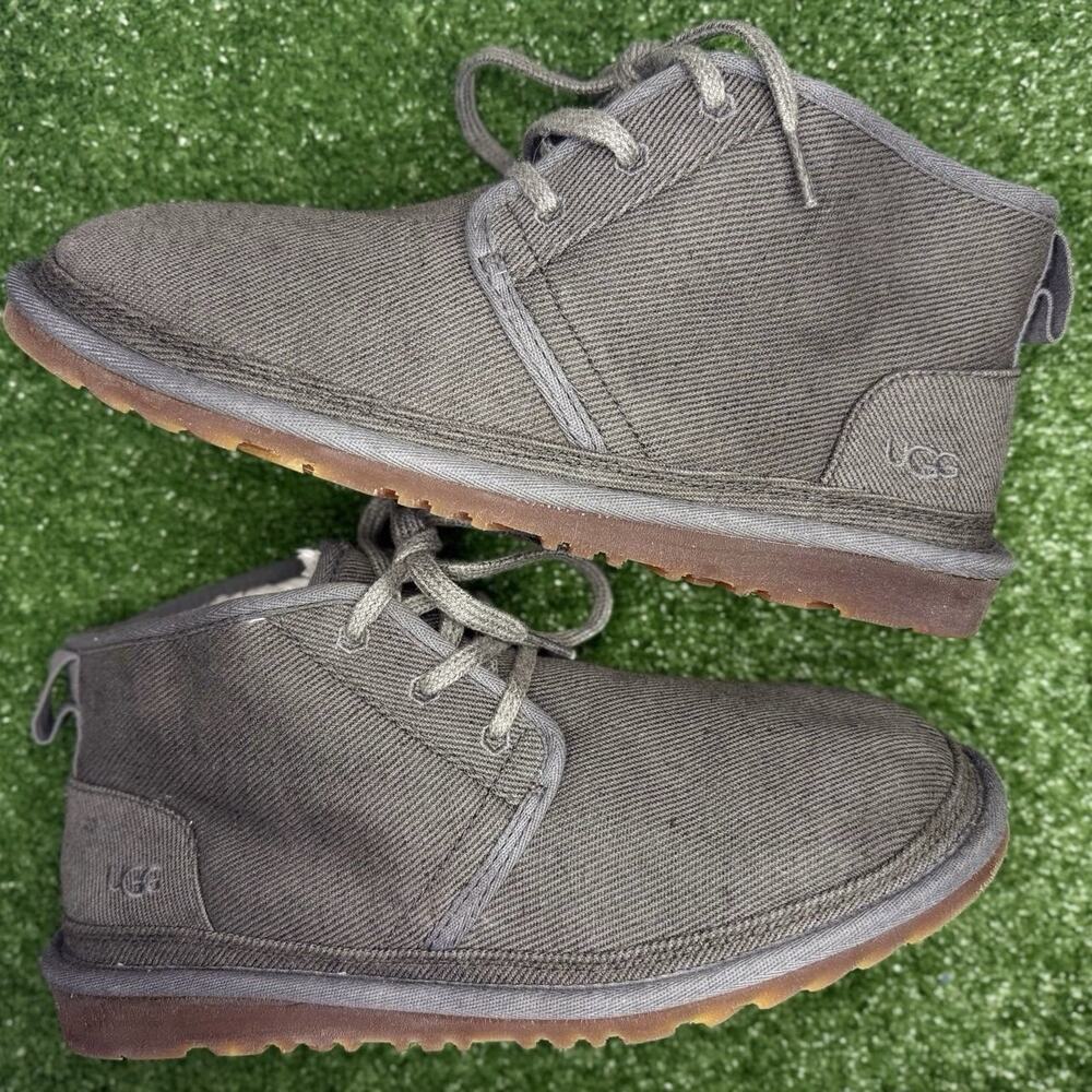 UGG Neumel Natural Gray Chukka Boots Mens 11 Suede NWOB